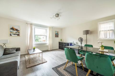 1 bedroom flat to rent, Pembridge Gardens, Notting Hill Gate, London, W2