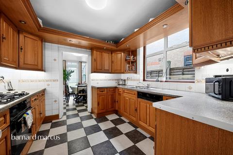 3 bedroom terraced house for sale, Lambert Road, London