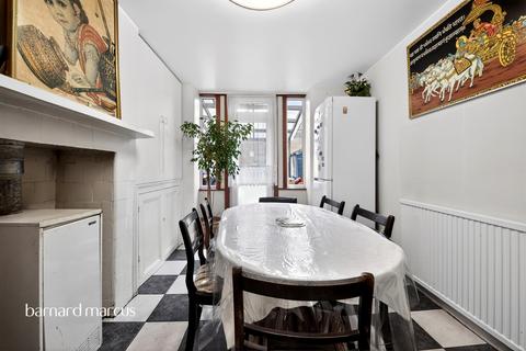 3 bedroom terraced house for sale, Lambert Road, London