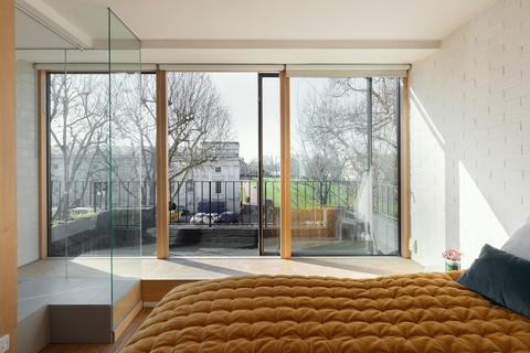 undefined, Park Row, London SE10