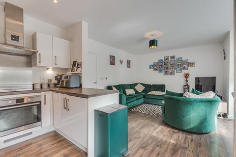 2 bedroom flat for sale, Dudley Court, London SE18