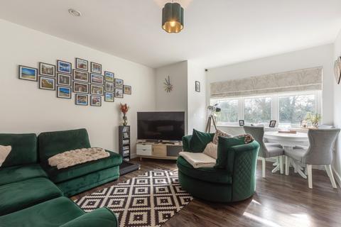 2 bedroom flat for sale, Dudley Court, London SE18