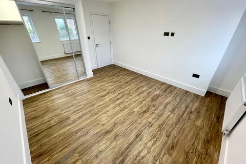 undefined, Castle Street, LUTON