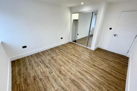 undefined, Castle Street, LUTON