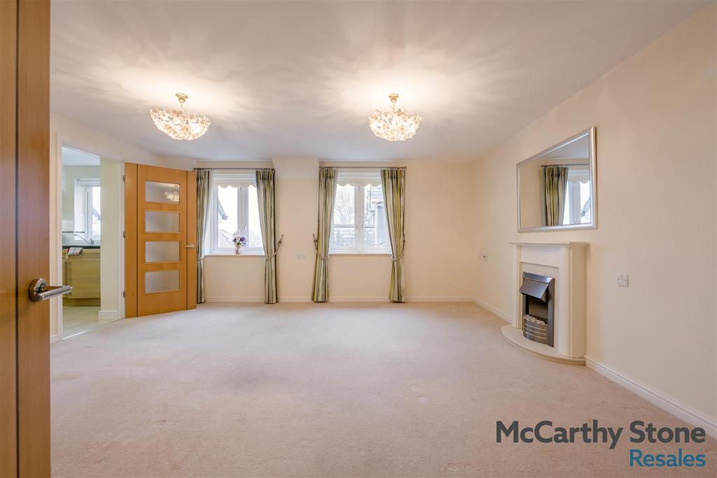 8681988-interior14.jpg