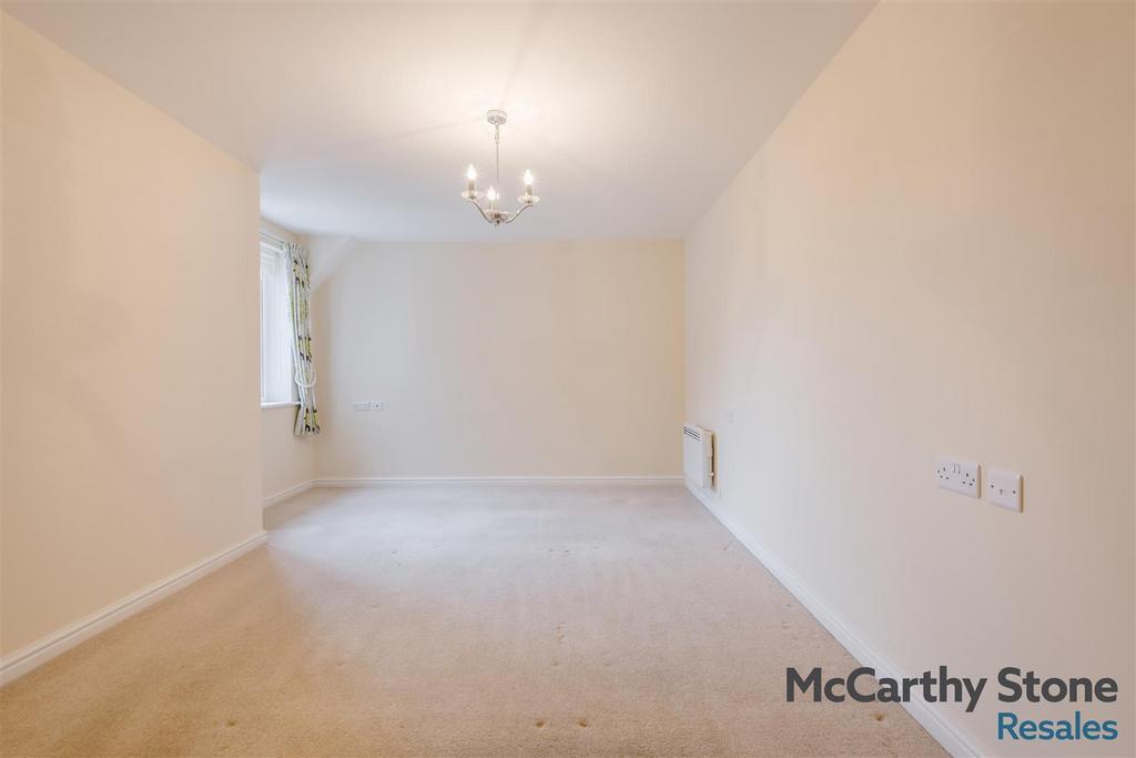 8681988-interior06.jpg