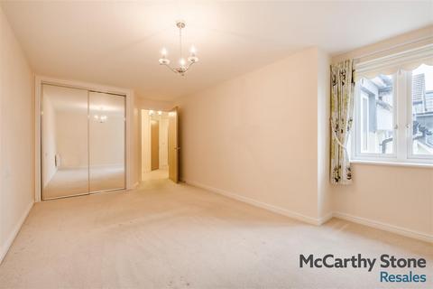 undefined, Farringford Court, Avenue Road, Lymington, Hampshire, SO41 9PA