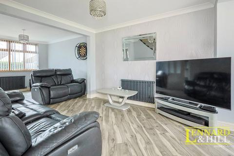undefined, Blackshots Lane, Grays RM16