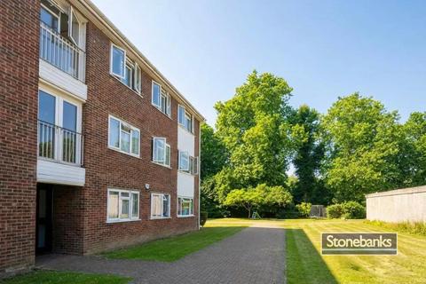 Manor Court Road, London W7