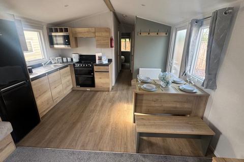 2 bedroom park home for sale, Golden Sands Holiday Park – Devon