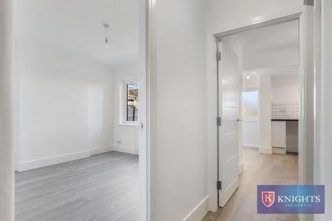 undefined, Oakleigh Road North, London, N20