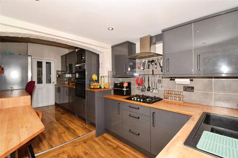 4 bedroom semi-detached house for sale, Brighton Avenue, Wigston, Leicestershire, LE18
