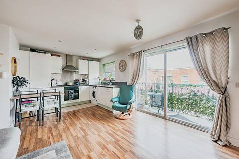 undefined, Thornton Side, Redhill