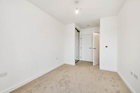 undefined, New Road, Dagenham, RM9