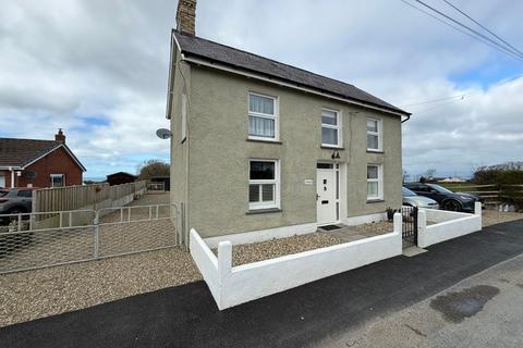 3 bedroom detached house for sale, Maenygroes, New Quay , SA45