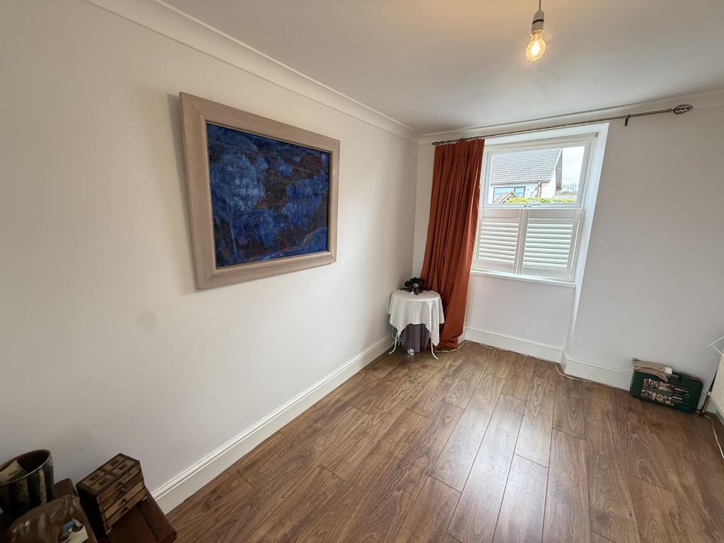 Formal Dining Room/Downstairs Bedroom 4