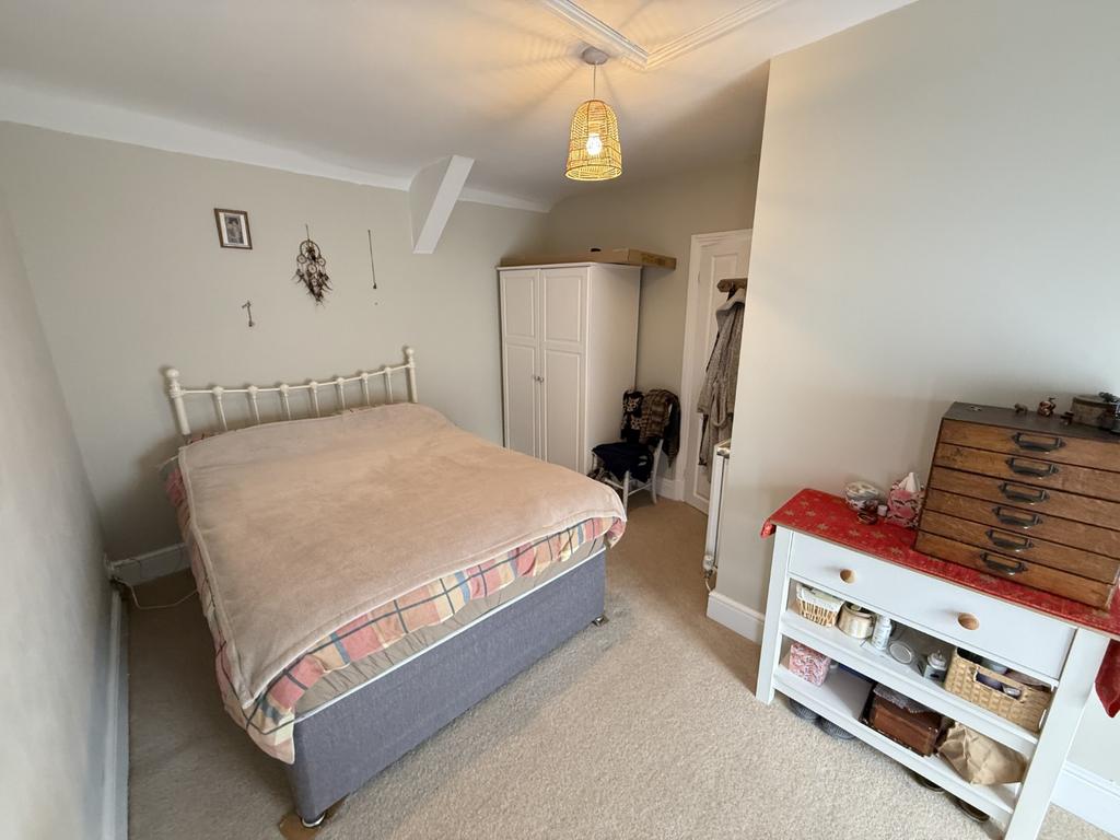 Front Double Bedroom 1