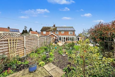 4 bedroom semi-detached house for sale, Park Road, Needham Market, Ipswich, IP6