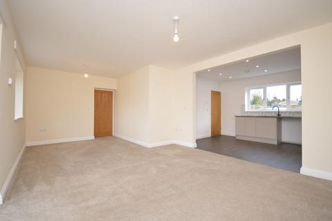 undefined, Holme Hale