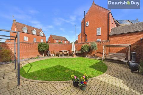 5 bedroom detached house for sale, Caldon Way, Stone ST15