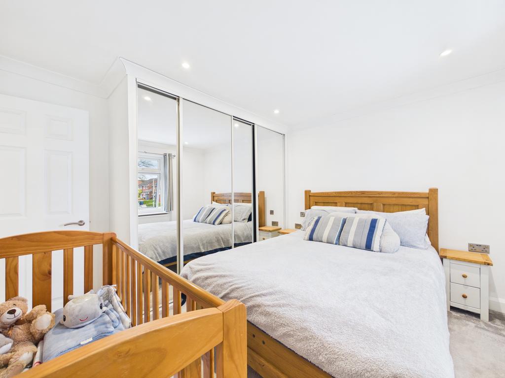 Cam01354 g0 pr0686 still017