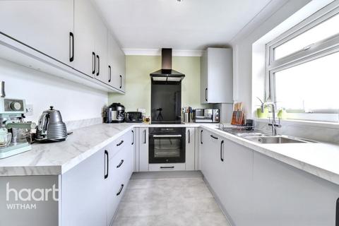 Wimsey Court, Witham