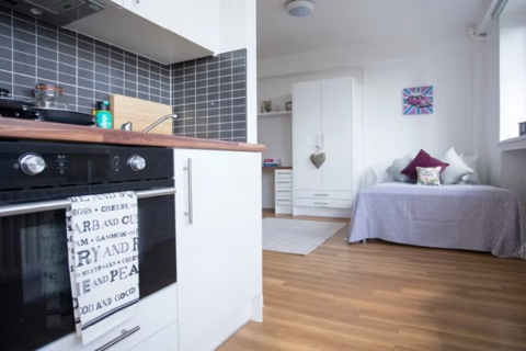Studio to rent, Portobello Garrow House, 190 Kensal Road, London