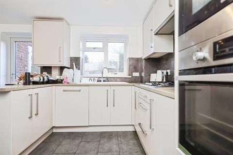 undefined, Russell Close, Tividale, OLDBURY