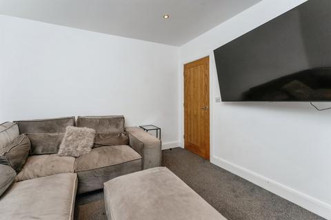 undefined, Circular Drive, Chester