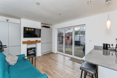undefined, Circular Drive, Chester