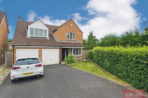 4 bedroom detached house for sale, Curlew Drive, Crossgates, Scarborough