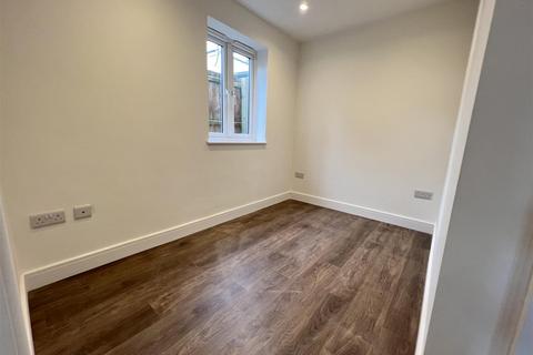 undefined, Oyster Row, Cambridge CB5