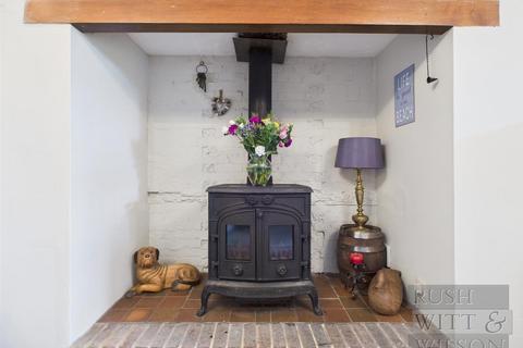 4 bedroom detached house for sale, Chapel Hill, Sedlescombe
