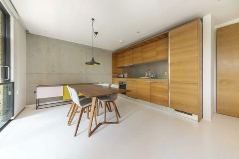 2 bedroom flat to rent, Gee Street, London EC1V