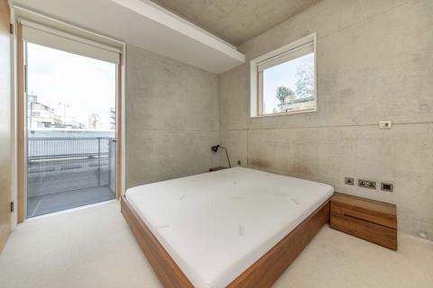 2 bedroom flat to rent, Gee Street, London EC1V