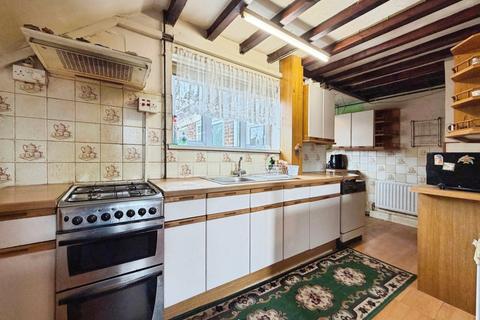 4 bedroom terraced house for sale, HIGH HALDEN