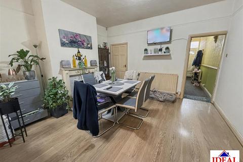 2 bedroom terraced house for sale, Stanhope Road, Doncaster