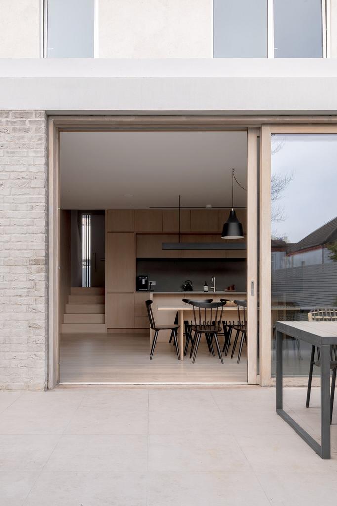 329827 - Dollis Hill Avenue, London NW2 - high ...