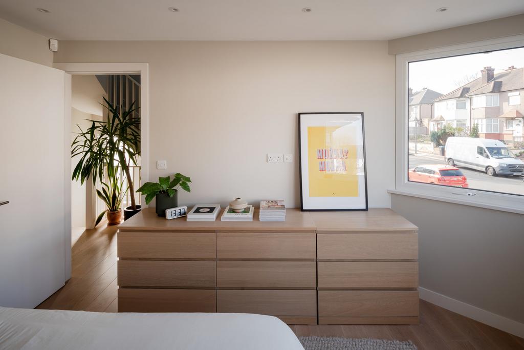 329839 - Dollis Hill Avenue, London NW2 - high ...