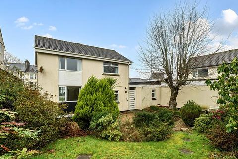 undefined, Callington