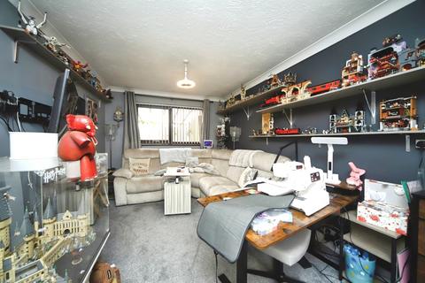 undefined, Lilac Close, Taunton