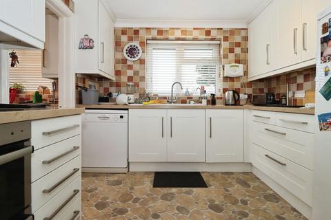 3 bedroom detached bungalow for sale, Woodend Road, Coalpit Heath, Bristol