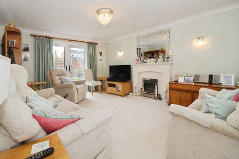 3 bedroom detached bungalow for sale, Woodend Road, Coalpit Heath, Bristol