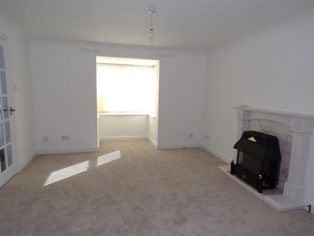 Living Room2.JPG