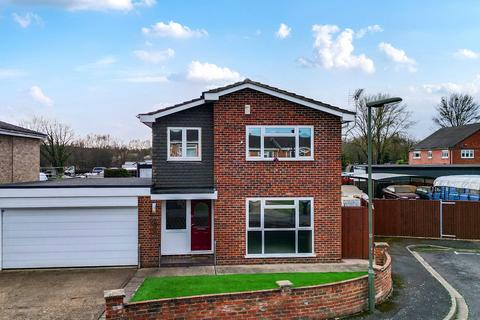 Aymer Drive, Surrey TW18