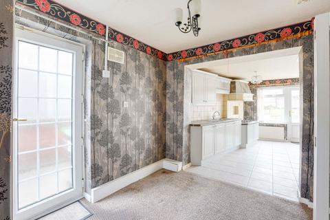 3 bedroom semi-detached house for sale, St. Patricks Road, Nottingham NG15