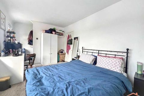 3 bedroom terraced house for sale, Littlefield Road, Edgware
