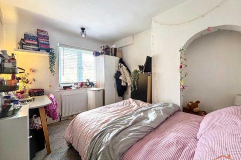 3 bedroom terraced house for sale, Littlefield Road, Edgware