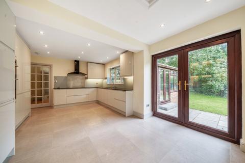 undefined, The Oaks, Watford WD19