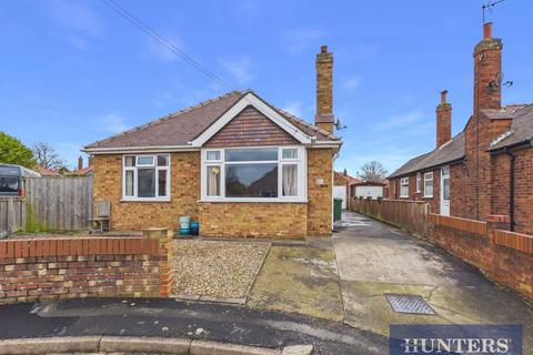 2 bedroom detached bungalow for sale, Nightingale Drive, Bridlington
